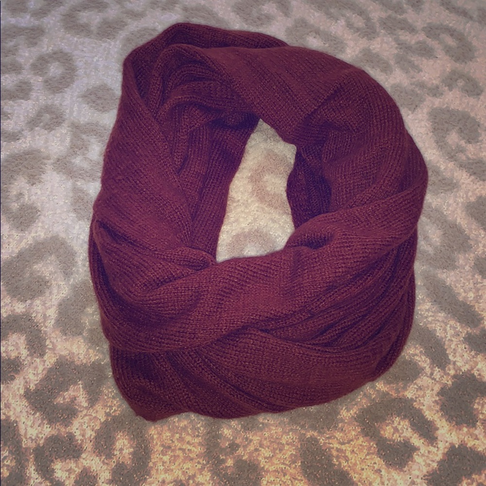 Infinity scarf